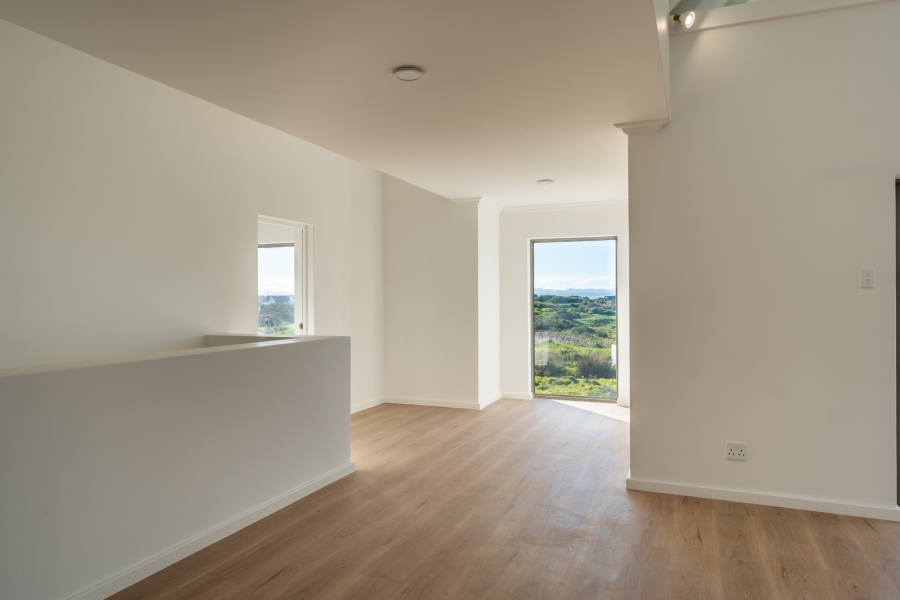 4 Bedroom Property for Sale in St Francis Links Eastern Cape